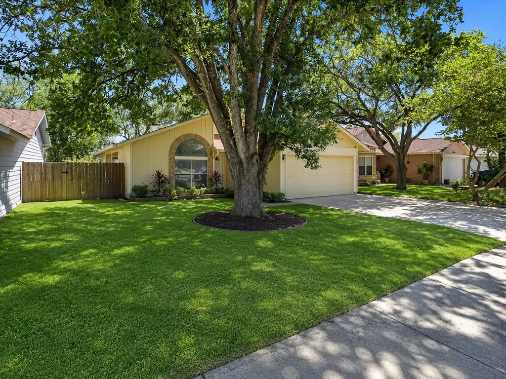 7974 Wayside Trail San Antonio TX 78244