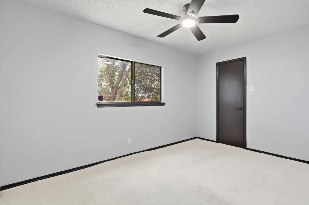 7974 Wayside Trail San Antonio TX 78244