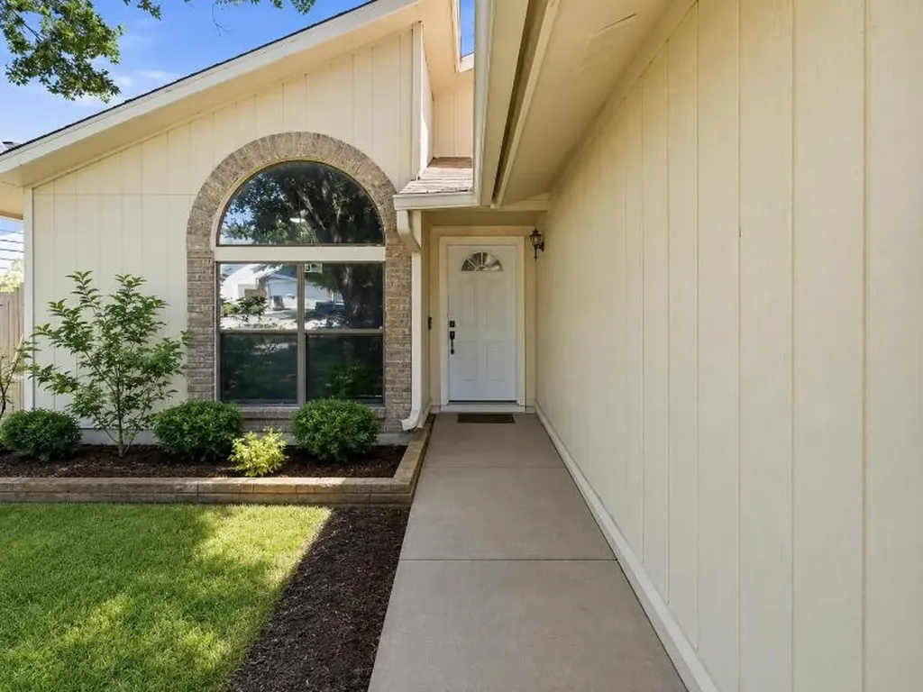 7974 Wayside Trail San Antonio TX 78244