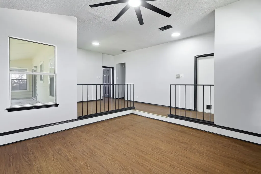 7974 Wayside Trail San Antonio TX 78244