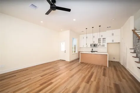 8913 Knoll Branch Dr Drive Houston TX 77080