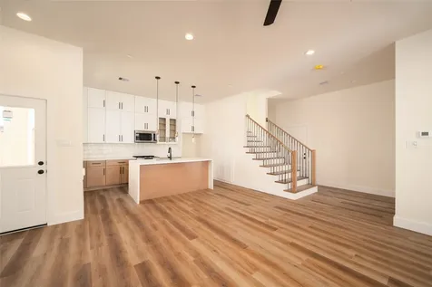 8913 Knoll Branch Dr Drive Houston TX 77080
