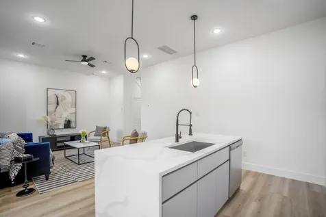 4201 Oats Street C Houston TX 77020