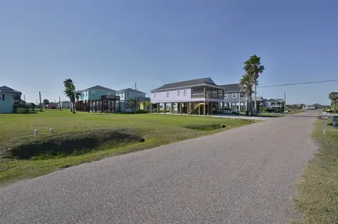 4024B Surf Drive Galveston TX 77554