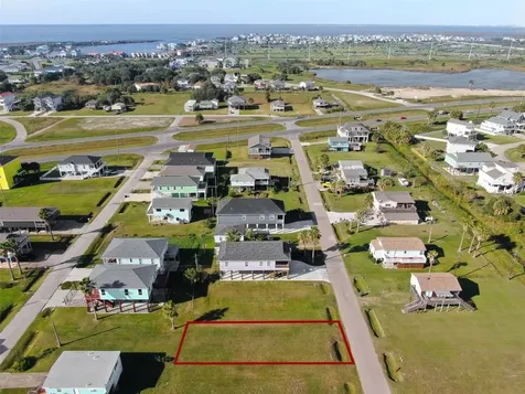 4024B Surf Drive Galveston TX 77554