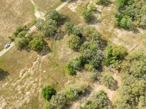 000 County Road 1h Hallettsville TX 77964