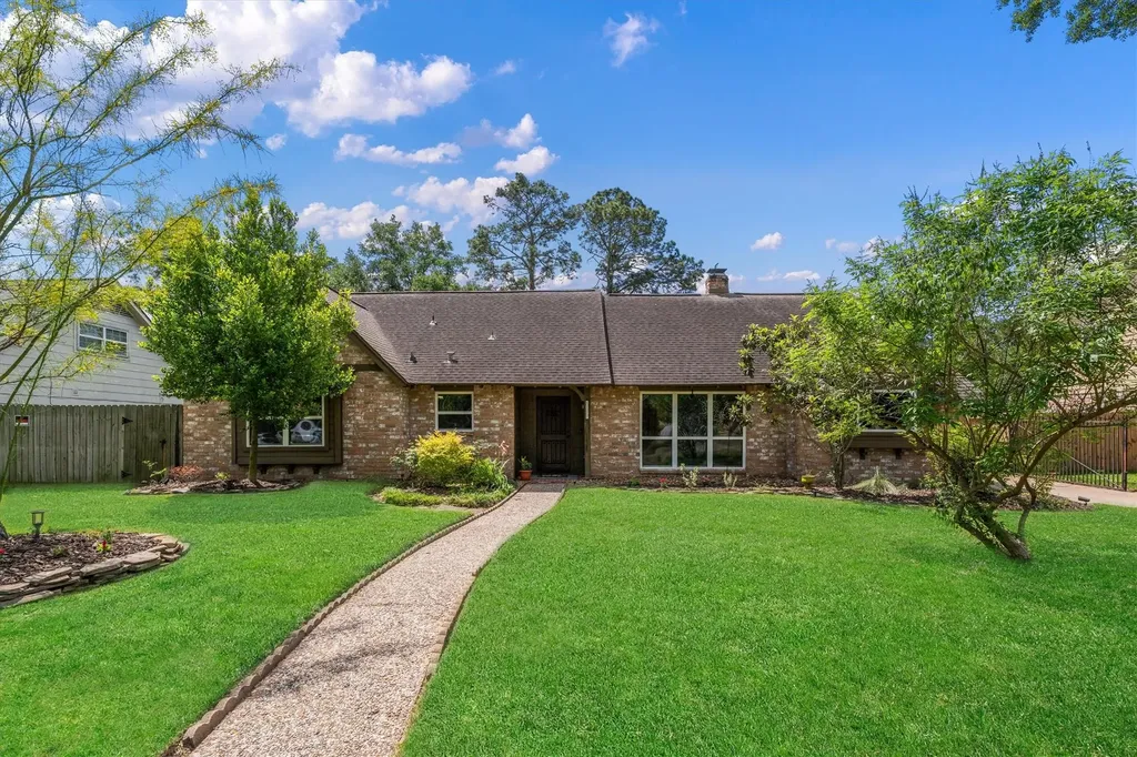8107 Coolshire Lane Houston TX 77070