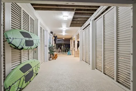 1335 Tiki Drive Tiki Island TX 77554