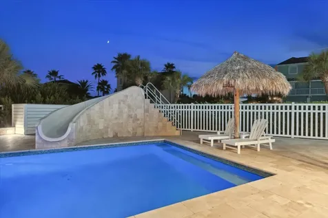 1335 Tiki Drive Tiki Island TX 77554