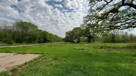 191 Country Oaks Street Brazoria TX 77422