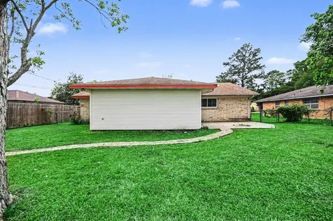 4509 37th Street Dickinson TX 77539