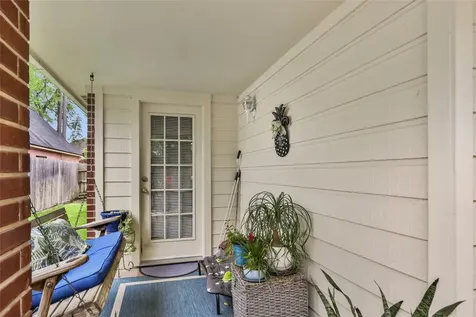 1707 Sandy Trail Court Kingwood TX 77339