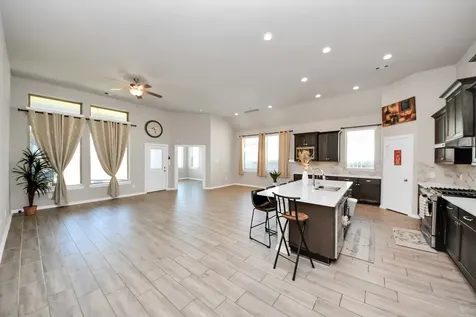 13021 Ocean Breeze Lane Lane La Marque TX 77568