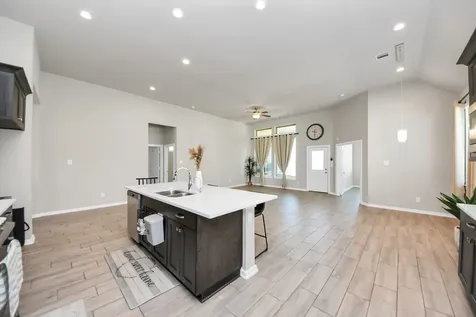 13021 Ocean Breeze Lane Lane La Marque TX 77568