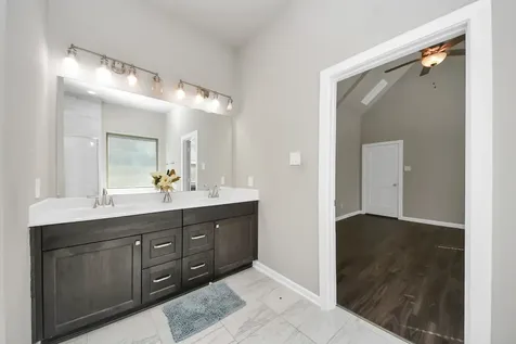 13021 Ocean Breeze Lane Lane La Marque TX 77568