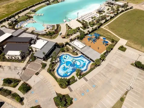 13021 Ocean Breeze Lane Lane La Marque TX 77568