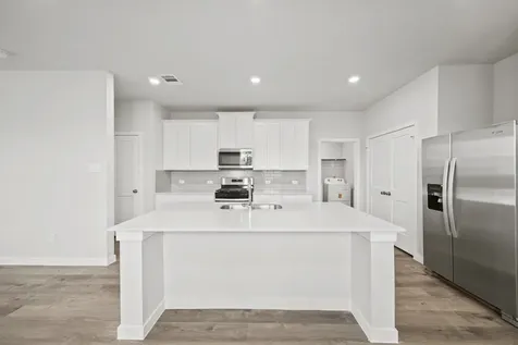 1116 Independence Avenue Bay City TX 77414