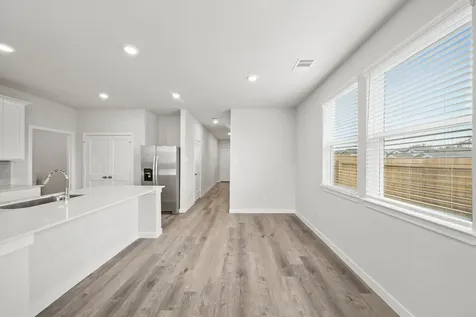 1116 Independence Avenue Bay City TX 77414