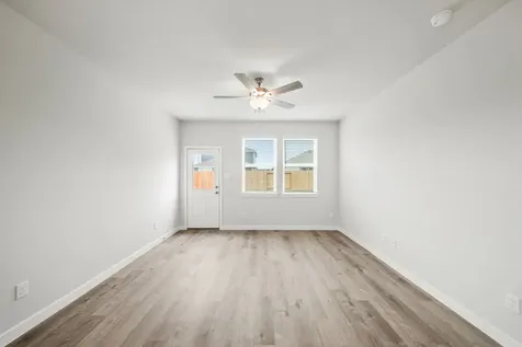 1116 Independence Avenue Bay City TX 77414