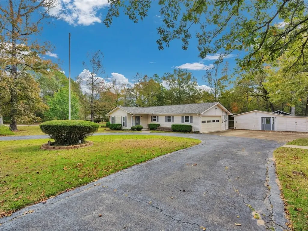 151 Lancewood Circle Lufkin TX 75904