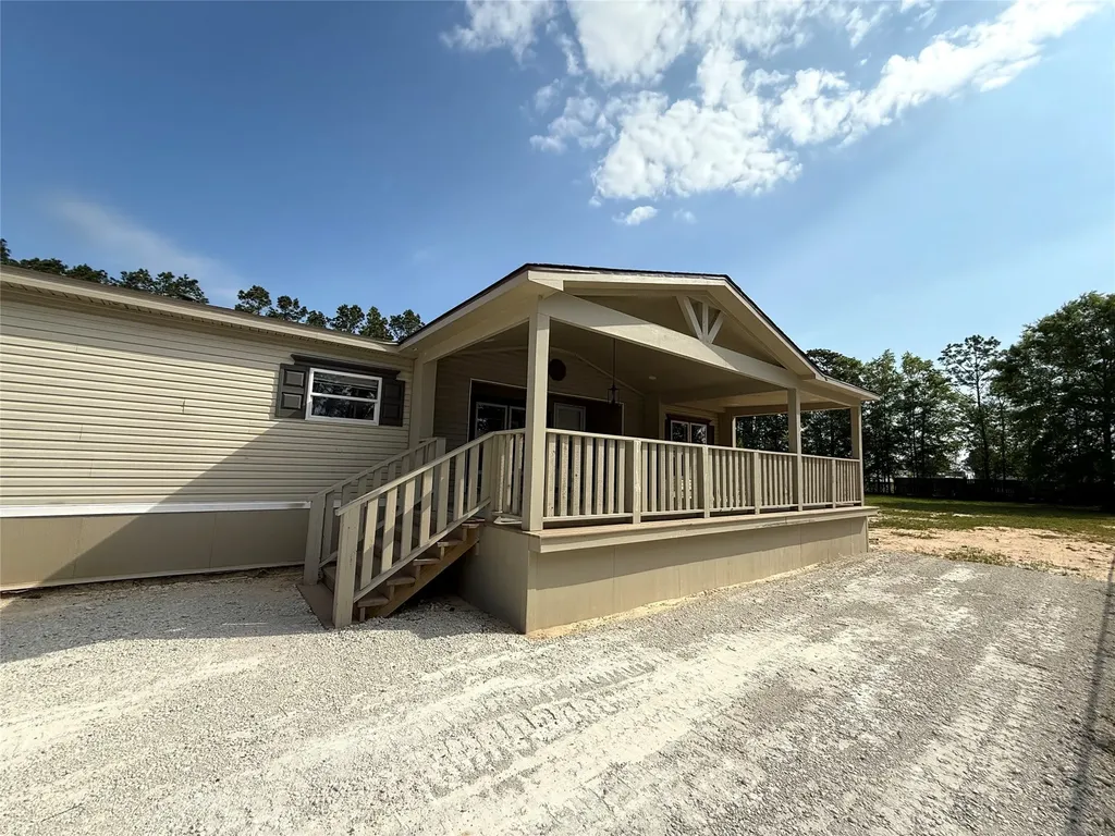 3460 County Road 5018 Cleveland TX 77327