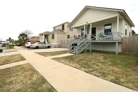5506 Avenue Q 1/2 Galveston TX 77551