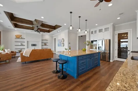 8830 Cross Country Drive Houston TX 77346