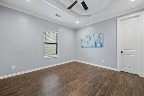 8830 Cross Country Drive Houston TX 77346