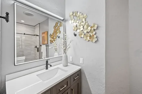 8830 Cross Country Drive Houston TX 77346