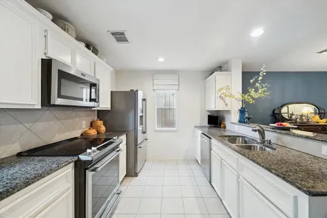 714 Redwing Place Drive Houston TX 77009