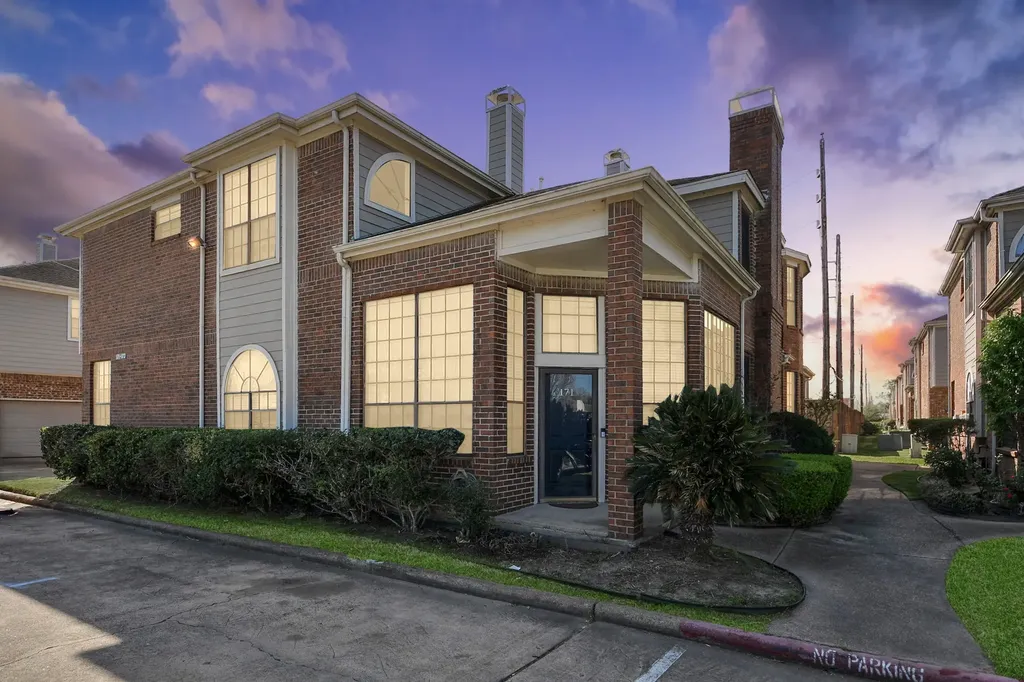 8888 Benning Drive 171 Houston TX 77031