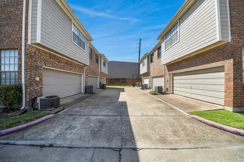 8888 Benning Drive 171 Houston TX 77031
