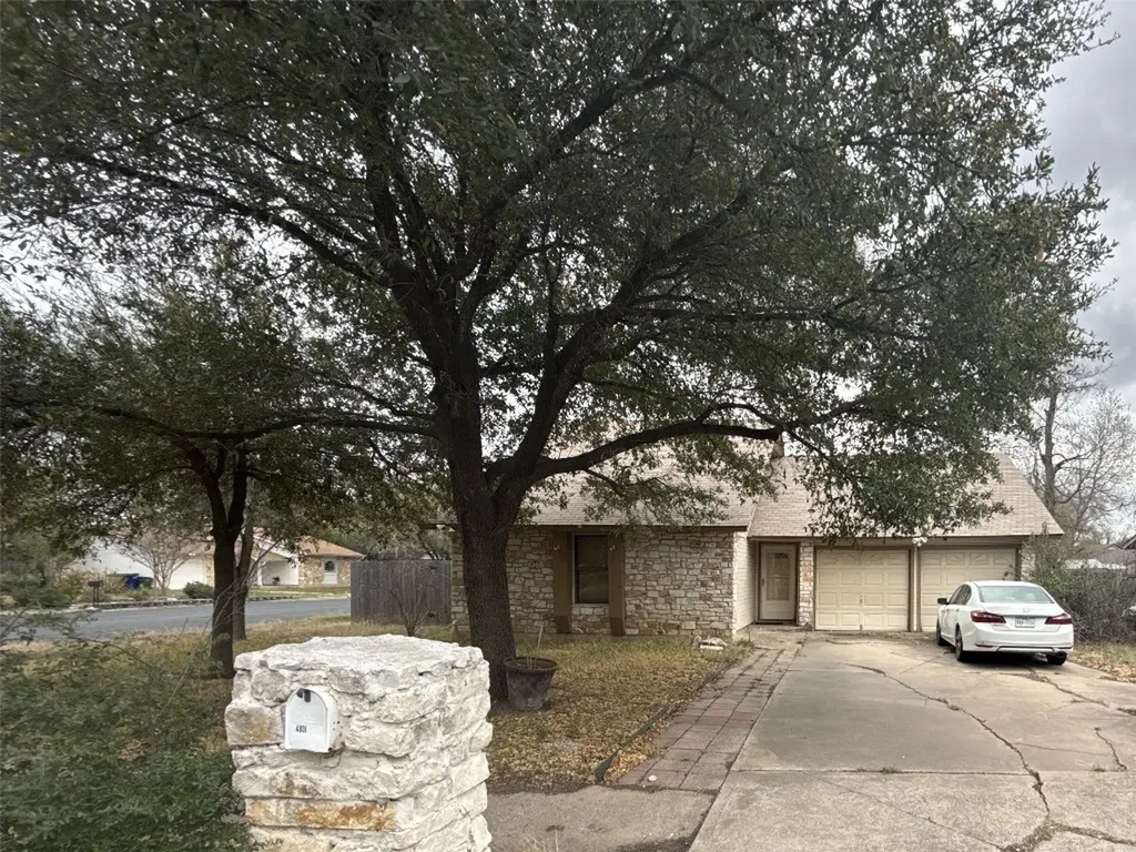 4801 Scarsdale Drive Austin TX 78744