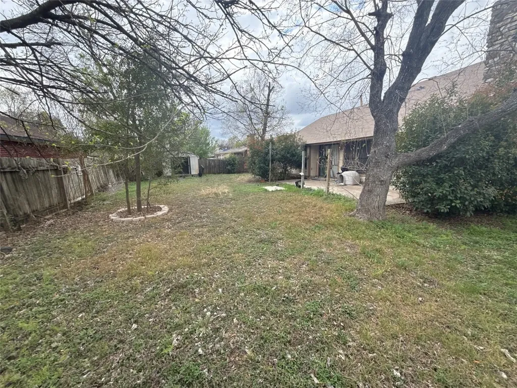 4801 Scarsdale Drive Austin TX 78744