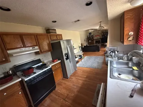 4801 Scarsdale Drive Austin TX 78744