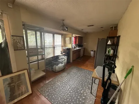 4801 Scarsdale Drive Austin TX 78744