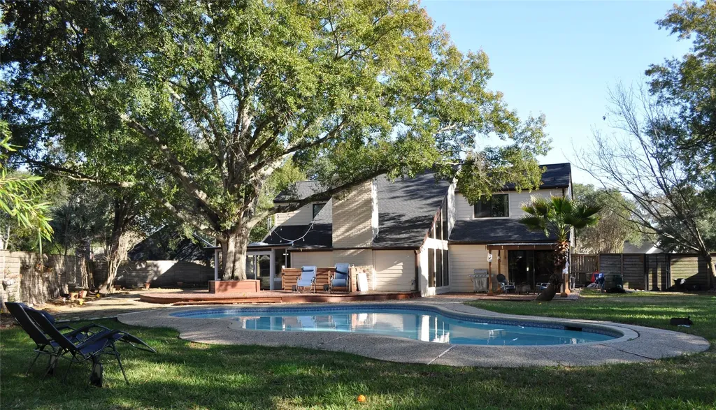 1602 Big Lake Drive Houston TX 77077