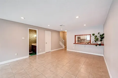2232 S Piney Point Road 103 Houston TX 77063
