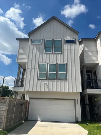 1803 Brooks Street Houston TX 77026