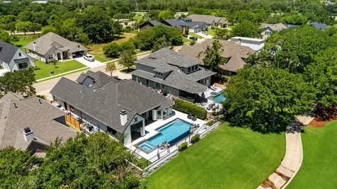 2833 Persimmon Ridge Court Bryan TX 77807