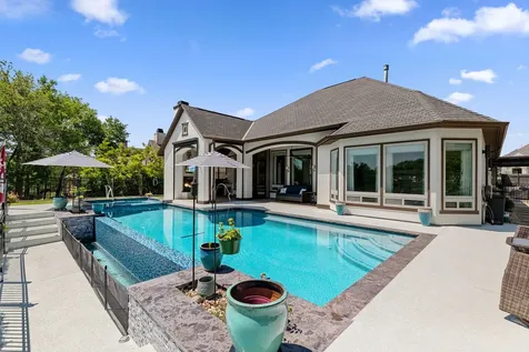 2833 Persimmon Ridge Court Bryan TX 77807