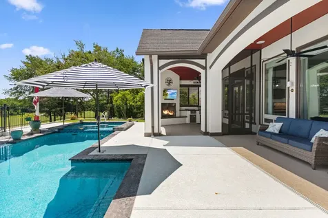 2833 Persimmon Ridge Court Bryan TX 77807