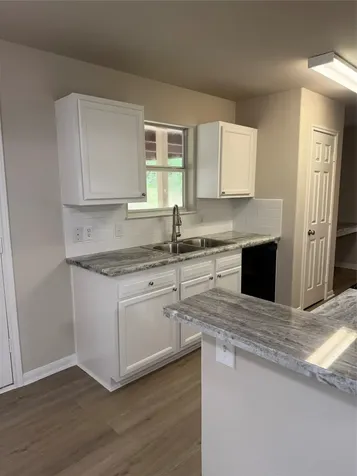 174 E Sunset Drive Onalaska TX 77360