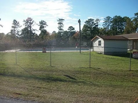 174 E Sunset Drive Onalaska TX 77360