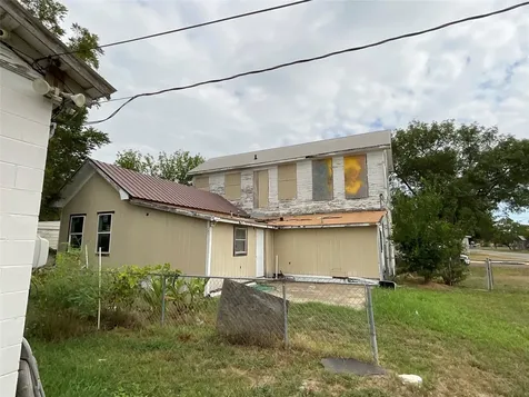 515 E French Street Cuero TX 77954