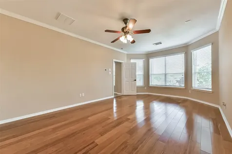 2425 Harbor Chase Drive Pearland TX 77584