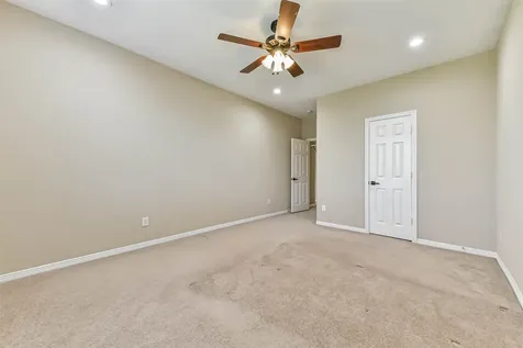 2425 Harbor Chase Drive Pearland TX 77584