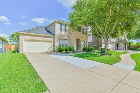 2425 Harbor Chase Drive Pearland TX 77584