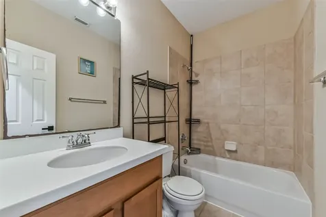 2425 Harbor Chase Drive Pearland TX 77584