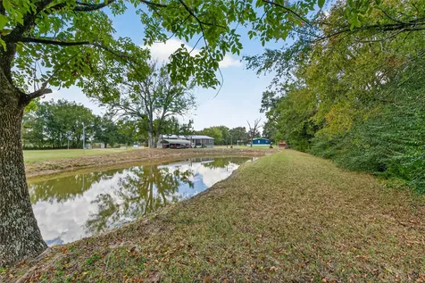 10715 Bozeman Ferry Road Midway TX 75852